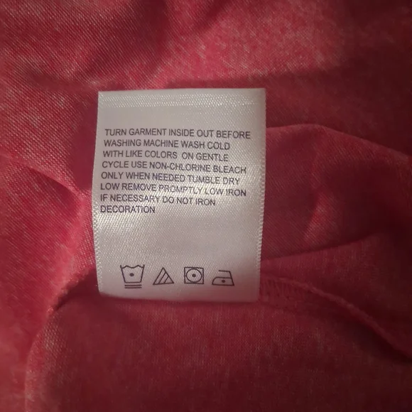 Louisville Cardinals- Rivalry Threads 91' Graphic Tee. Size M - Picture 5 of 8